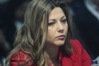 Ν.Δ. Επιχείρηση αποδόμησης της δέσμευσης Τσίπρα για αφορολόγητο