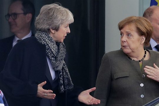 Έντονο παρασκήνιο πριν τη σύνοδο κορυφής για το Brexit