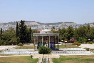 Νομοσχέδια για μητροπολιτικό πάρκο Γουδή και αιγιαλό