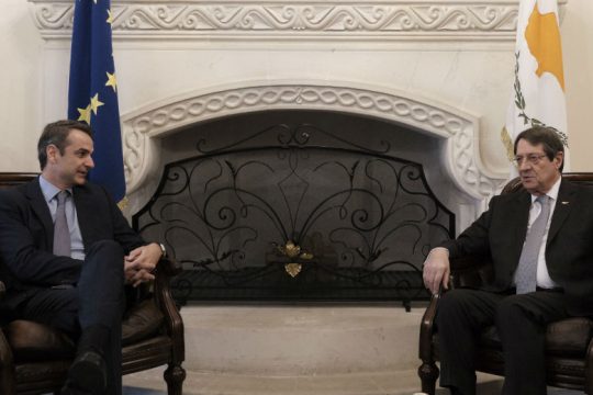Κυπριακό, οικονομία και ευρωεκλογές στη συνάντηση Μητσοτάκη – Αναστασιάδη