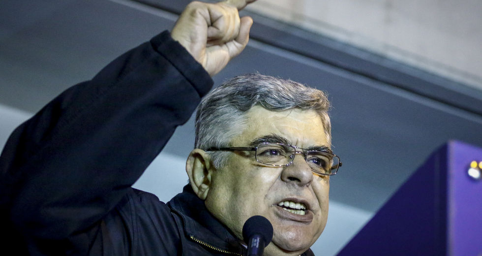 Βίντεο: Το «ντεμοντάζ» του Φίρερ