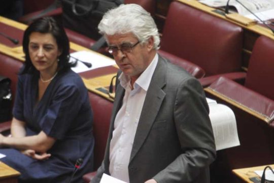 Ελληνες πολίτες για δεκαετίες χωρίς ιθαγένεια