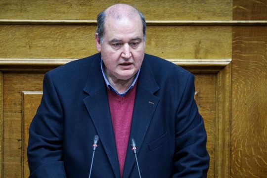 Αποστάσεις Φίλη και Κούλογλου από την ανάρτηση Πολάκη
