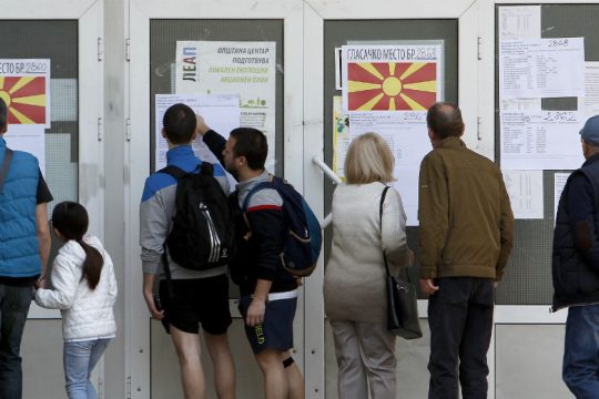Προεδρικές εκλογές – Βόρεια Μακεδονία: Ισχνό προβάδισμα Πενταρόφσκι