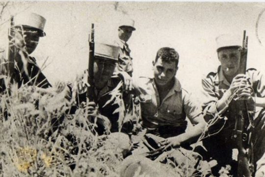 Φυγάς θεόθεν και αλήτης γέγραφε