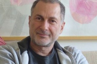 Σκλάβοι με κολάρο, αφέντες με συναίσθημα