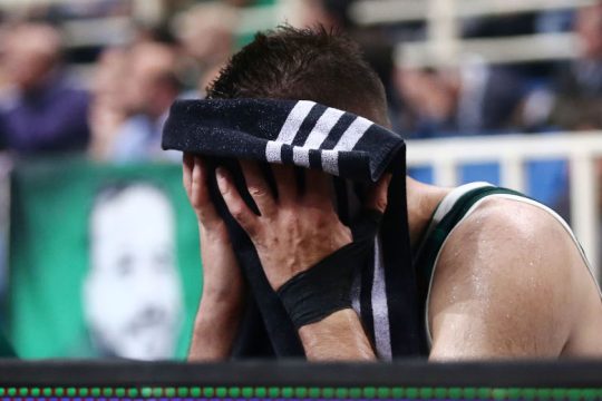 Προσπάθησε μεν, αποκλείστηκε δε