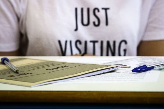 Θέματα προσομοίωσης: Νεοελληνική Γλώσσα