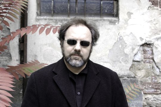 Paul Roland: Είναι βαθιά ριζωμένη η επιθυμία για απόδραση σε έναν εναλλακτικό κόσμο