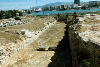 Θετικοί Μώραλης-Γαβρίλης στη γνωμοδότηση του ΚΑΣ, ενστάσεις από τους εμπόρους