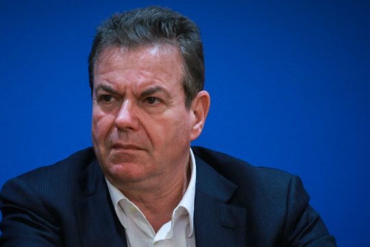 Απαλλαγή από κατασχέσεις για όσους ενταχθούν στις 120 δόσεις