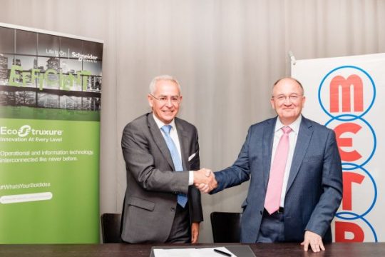 Συνεργασία METRO και Schneider Electric