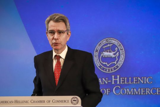 Ο «Εθνικός Κήρυκας» ζητά να ανακληθεί ο Πάιατ από την Ελλάδα