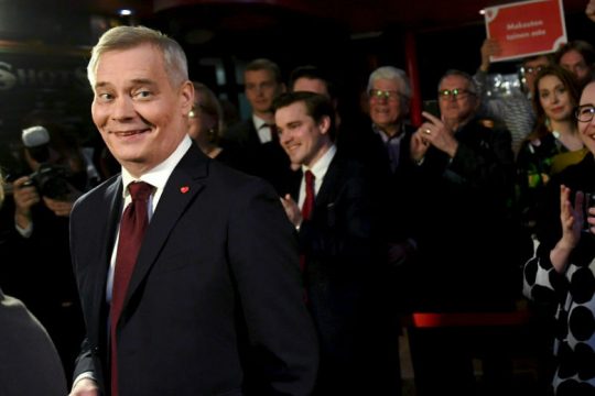 Φινλανδία: νίκη με βραχεία κεφαλή για τους Σοσιαλδημοκράτες