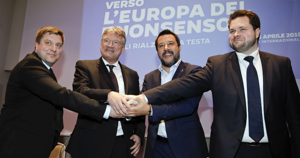 Σαλβίνι και σύμμαχοι κατά των Βρυξελλών