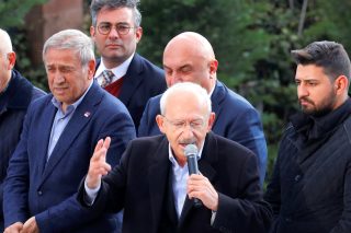 Είναι σκέτο παρακράτος…