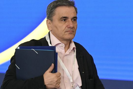 Aίτημα για αποπληρωμή δανείων του ΔΝΤ κατέθεσε η Αθήνα