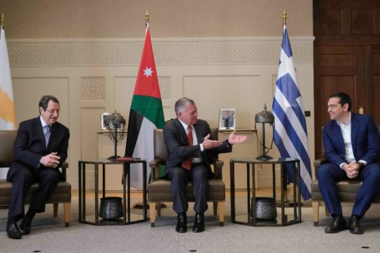 «Κοινές προκλήσεις» και «ίδιες θέσεις αρχών» για Ελλάδα-Κύπρο-Ιορδανία