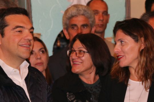 Μηνύματα για την Ανάσταση από τον Αλ. Τσίπρα και τον Κυρ. Μητσοτάκη