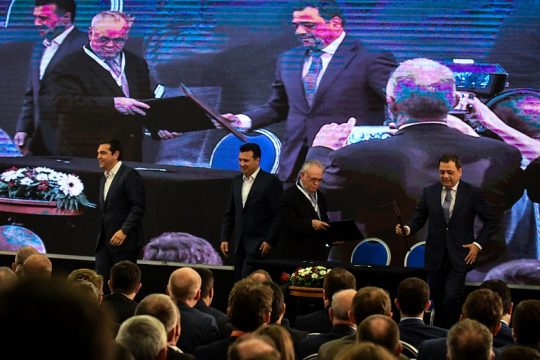 Κάνε μια εκτίμηση κι εσύ. Τζάμπα είναι