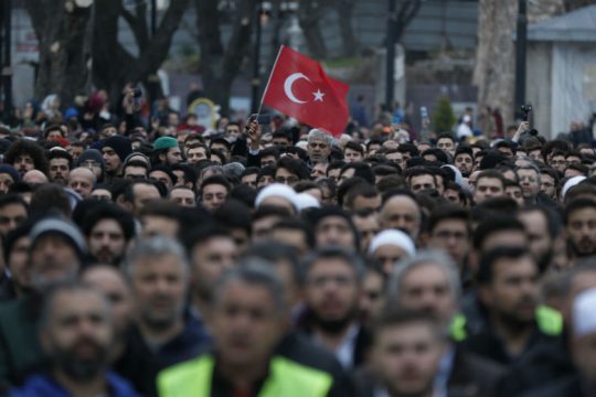 Εκατοντάδες νέα εντάλματα σύλληψης «γκιουλενιστών» στη Τουρκία