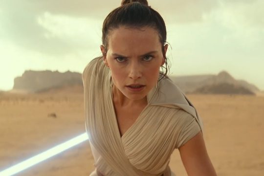 Κυκλοφόρησε το τρέιλερ του «Star Wars 9»