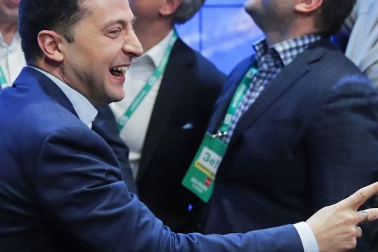 Τώρα γελάει καλύτερα όποιος γελάει… πρώτος!