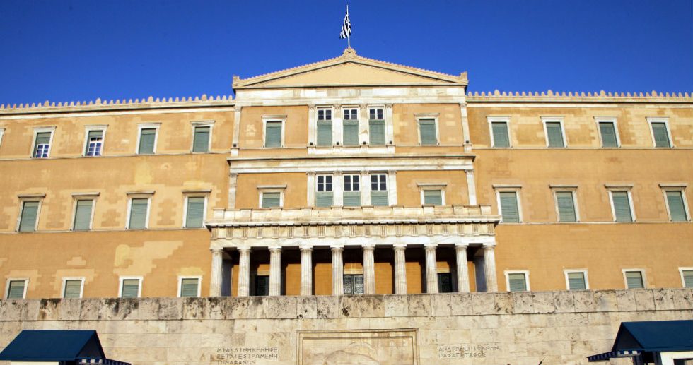 Φάρσα το τηλεφώνημα για βόμβα στη Βουλή