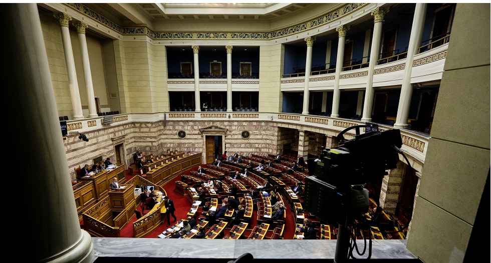 Μέχρι τη Μ. Τρίτη θα ψηφιστούν οι 120 δόσεις