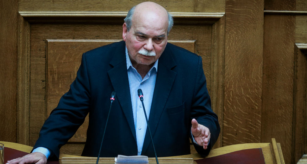 Έκκληση Βούτση σε συνταξιούχους βουλευτές για τα αναδρομικά