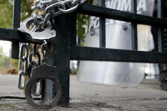 Πλήρης αμφισβήτηση του ελληνικού παράδοξου: χαμηλή εγκληματικότητα, «εγκληματικές» ποινές
