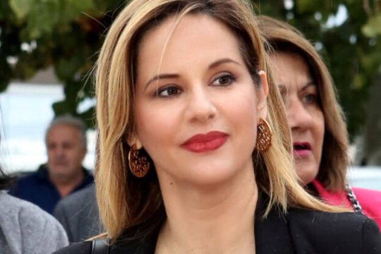 Το σαθρό οικοδόμημα μιας δήθεν αποκάλυψης