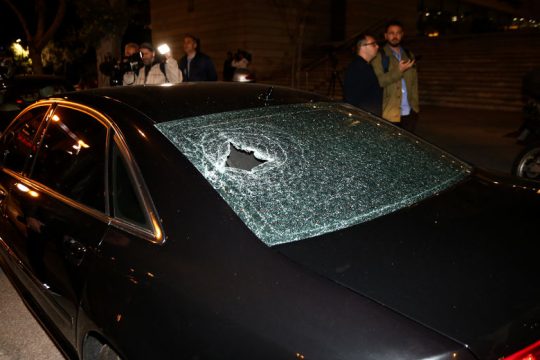 Οργισμένη αντίδραση Ν.Δ. για τις επιθέσεις σε εκδηλώσεις της