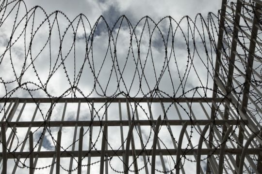 Το ΣτΕ ήρε την απόλυση διευθύντριας φυλακών ανηλίκων