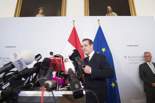 Πρόωρες εκλογές λόγω σκανδάλου στην Αυστρία