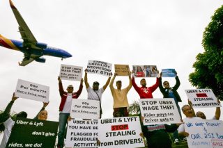 H «νεοφιλελεύθερη απάτη» της Uber στο Χρηματιστήριο