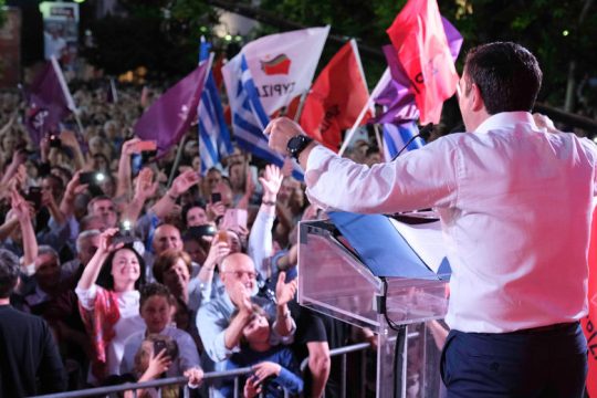 «Ο κάμπος ακυρώνει τις δημοσκοπήσεις»