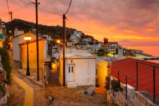 «Πράσινη» ενέργεια στην «κόκκινη» Ικαρία