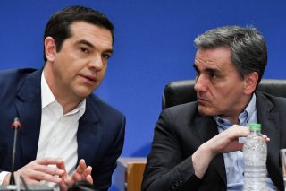 Μόνιμα μέτρα ανακούφισης για τους πολλούς