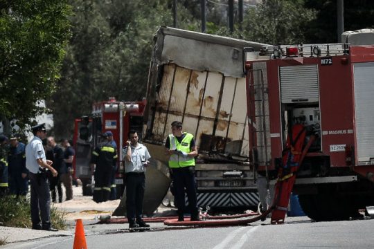 Τροχαίο με δύο νεκρούς στη λεωφ. Κορωπίου – Μαρκοπούλου