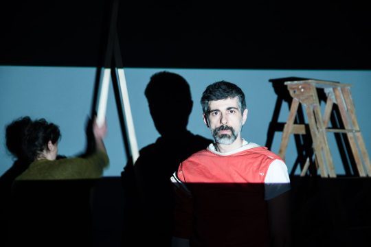 Ο Εκτορας Λυγίζος στον καθρέφτη του Αμλετ