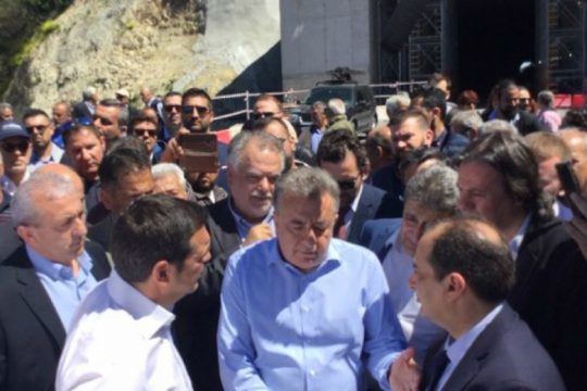 Αρμοδιότητες για τα έργα ζήτησε από τον Τσίπρα ο περιφερειάρχης