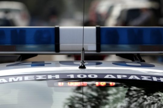 Αυτοκίνητο σκότωσε πεζό στην Κηφισίας