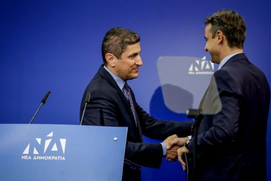 Επιμένει στα περί ενδεχόμενης νοθείας στις κάλπες ο Αυγενάκης