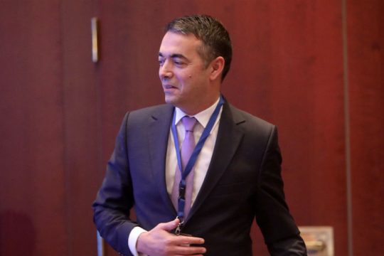 Βολές Ντιμιτρόφ σε αντιπολίτευση Ελλάδας και Β. Μακεδονία