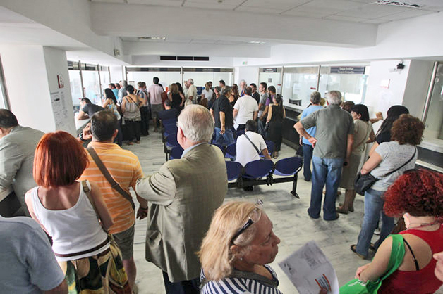Αυξήθηκαν οι μικροοφειλέτες