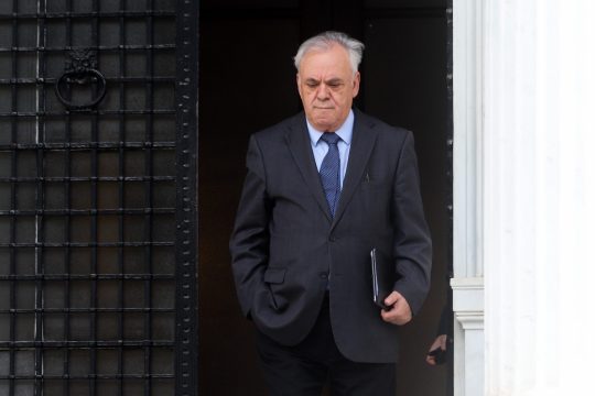 Εκβιαστής ο Γ. Δραγασάκης λέει ο Μανόλης Καψής