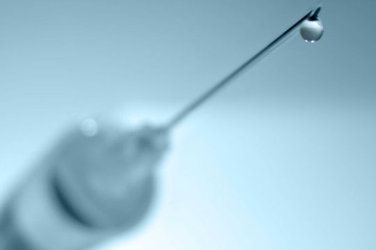 Γιατρός στο Πακιστάν μόλυνε 90 ανθρώπους με τον ιό του HIV
