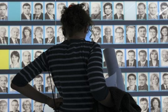 Αυξάνονται αλλά παραμένουν λιγότερες οι γυναίκες στο Ευρωκοινοβούλιο