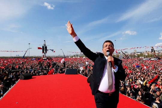 Οι κεμαλικοί πληρώνουν τον Ερντογάν με το ίδιο νόμισμα!